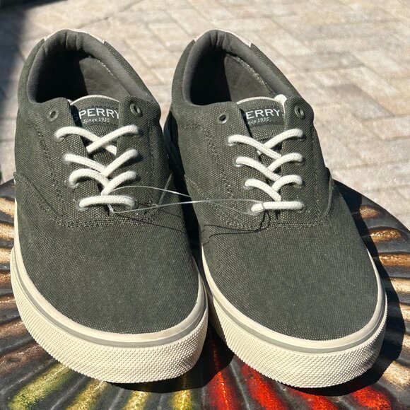 Sperry Halyard CVO Sneaker – Men’s Size 13 – New - Picture 9 of 15